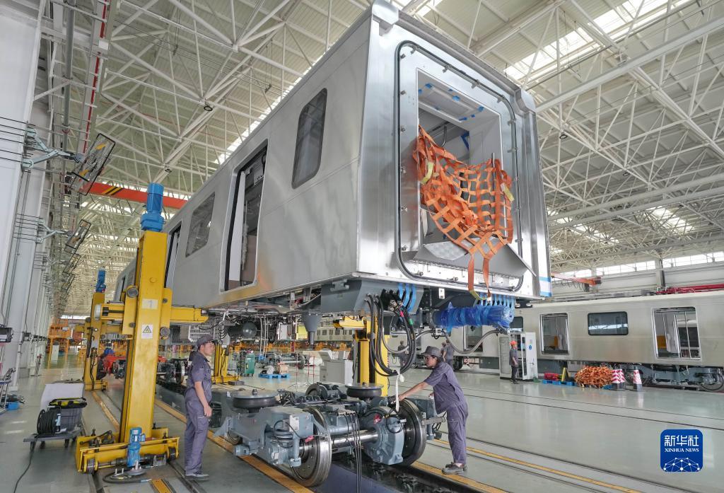 皇冠怎么注册账号
